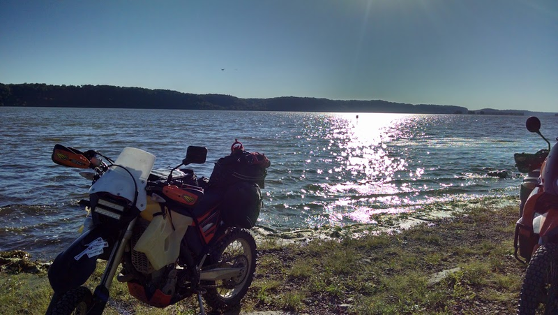 Illustration for article titled Don’t Be Late! 2 Singles and a Twin KTM Ride the TWAT – Prelim – Day 1